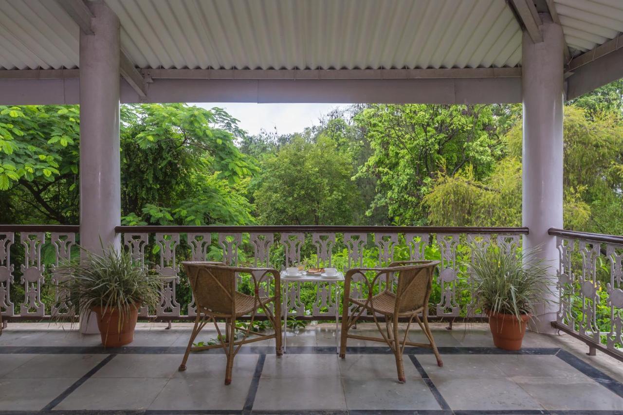 Saffronstays Firdaus Baug Khamshet Extérieur photo