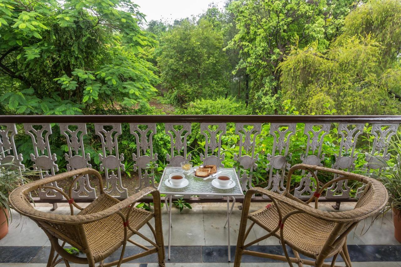 Saffronstays Firdaus Baug Khamshet Extérieur photo