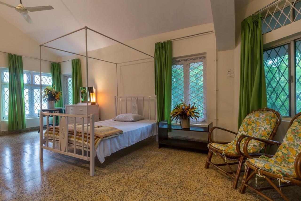 Saffronstays Firdaus Baug Khamshet Extérieur photo
